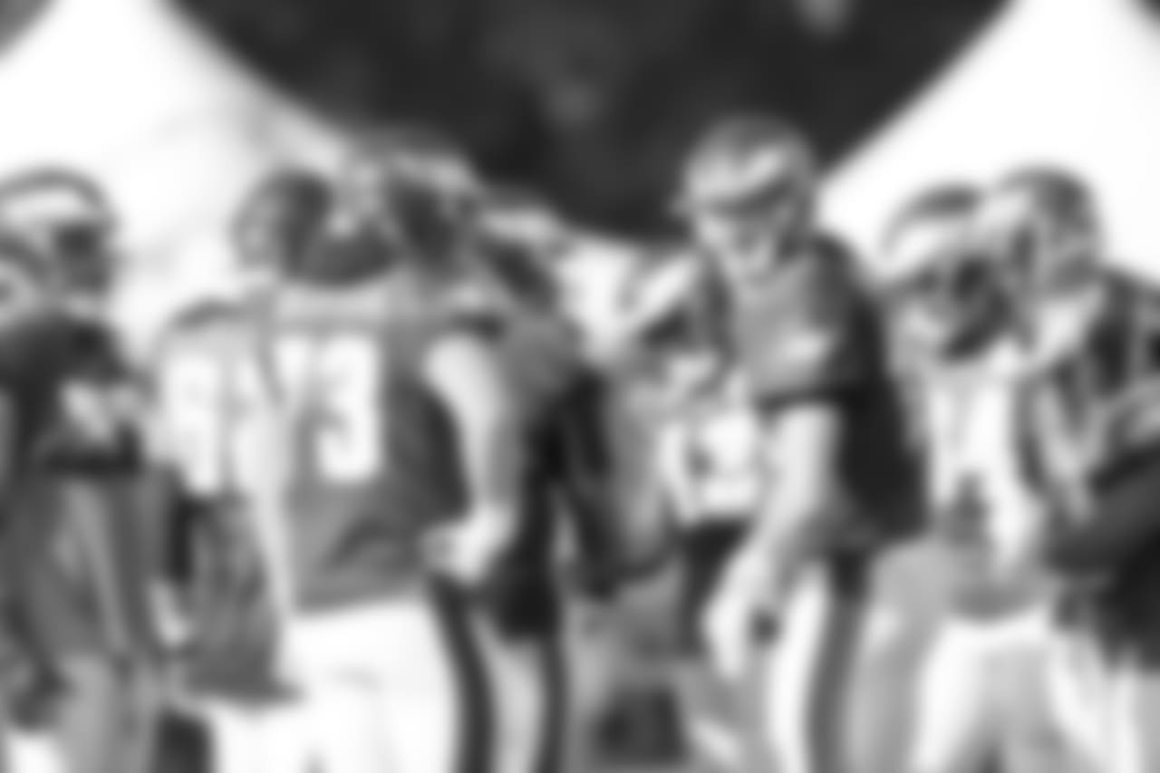 QB Carson Wentz