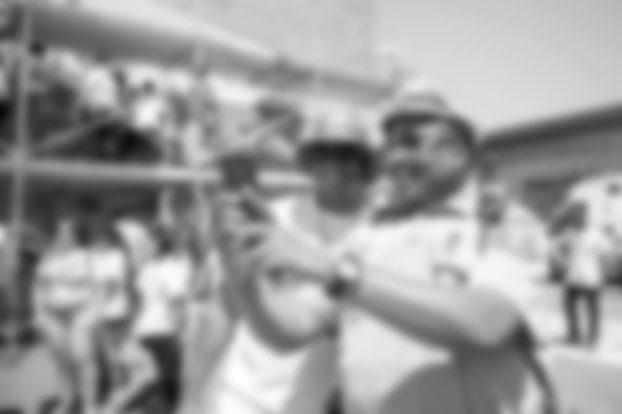 Jordan Hicks stops for a selfie.