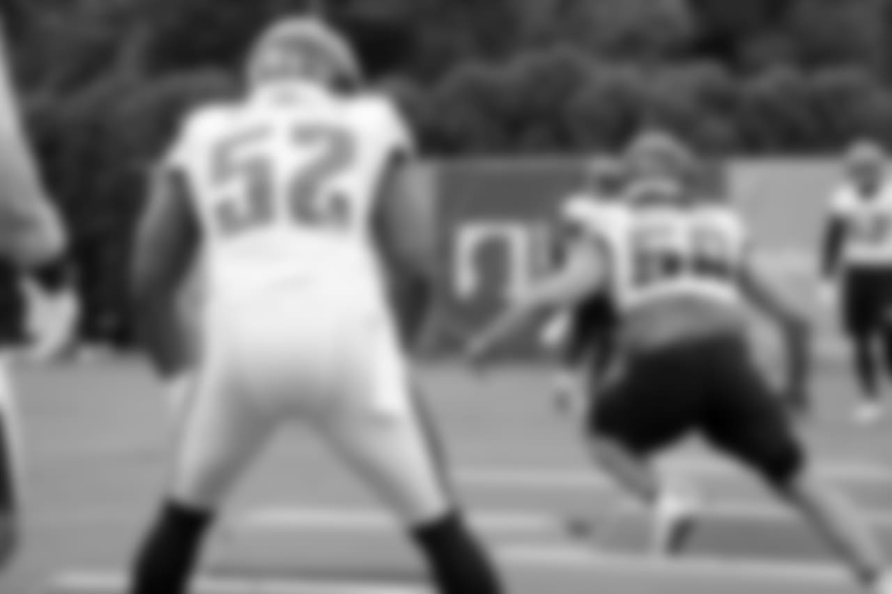 LBs Corey Nelson (left) and Joe Walker