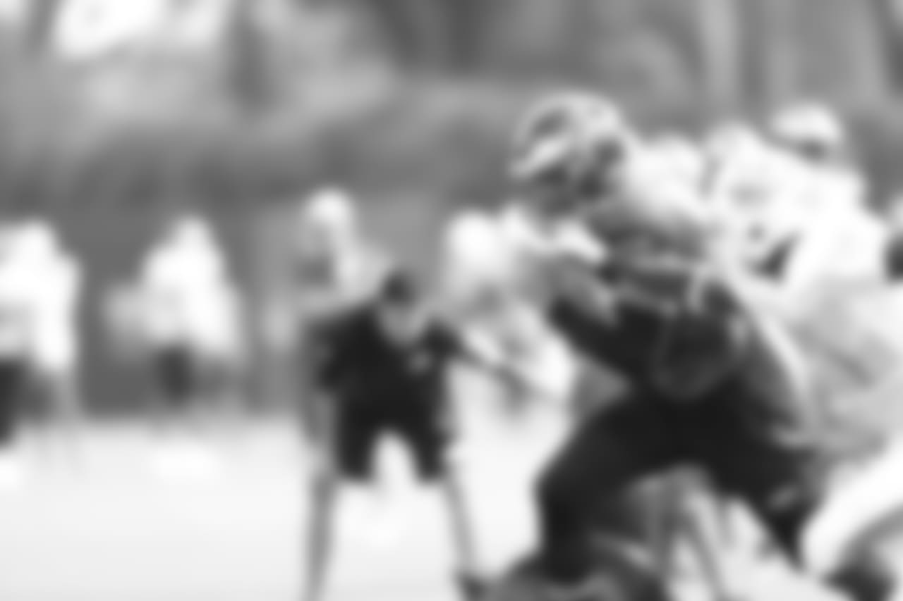 TE Zach Ertz