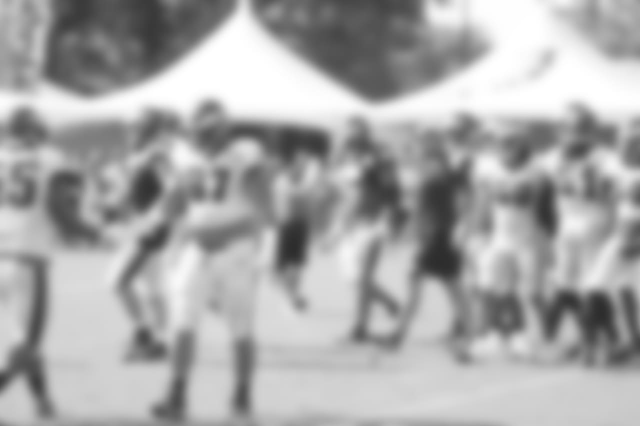 DE Brandon Graham and DT Destiny Vaeao