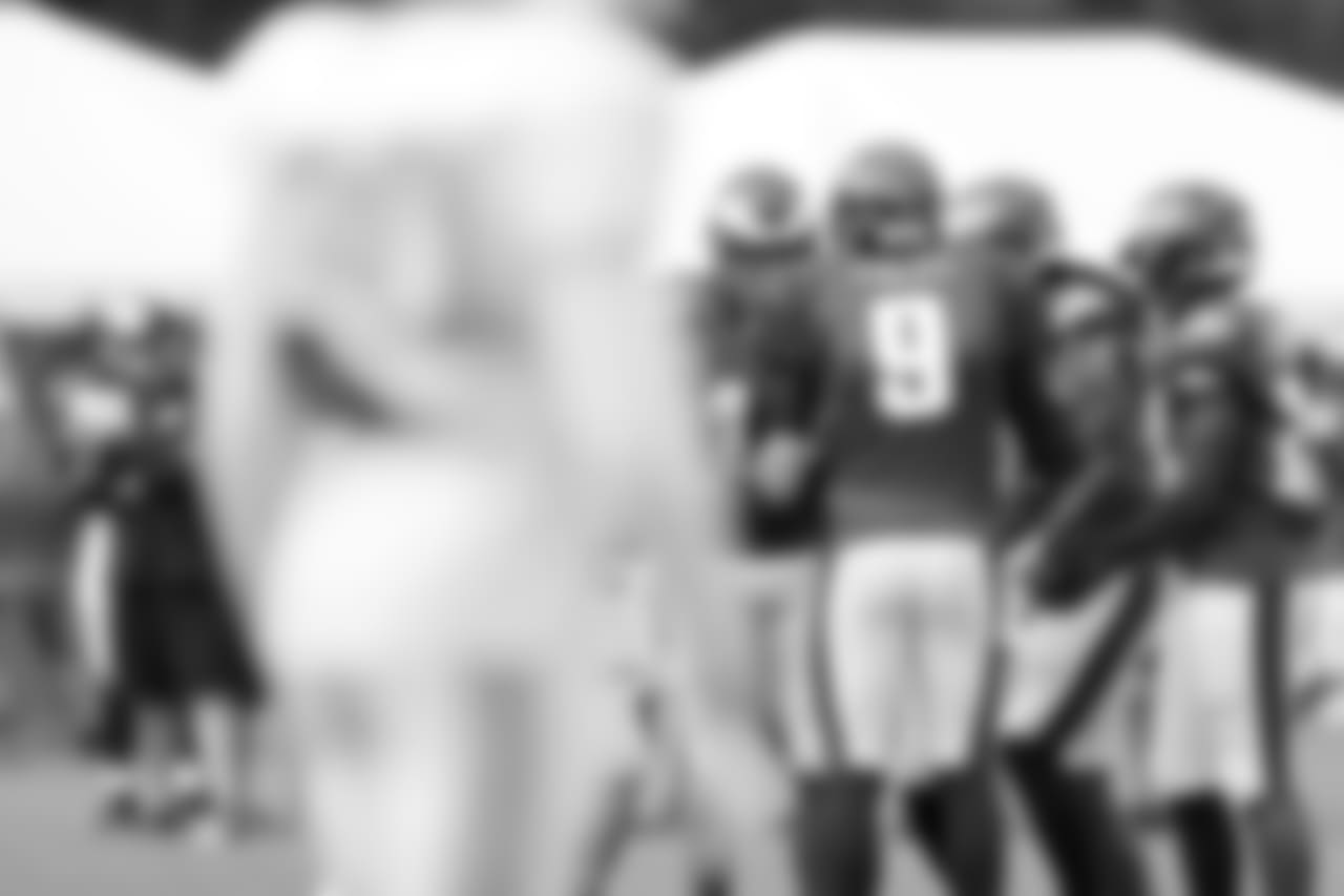 QB Nick Foles