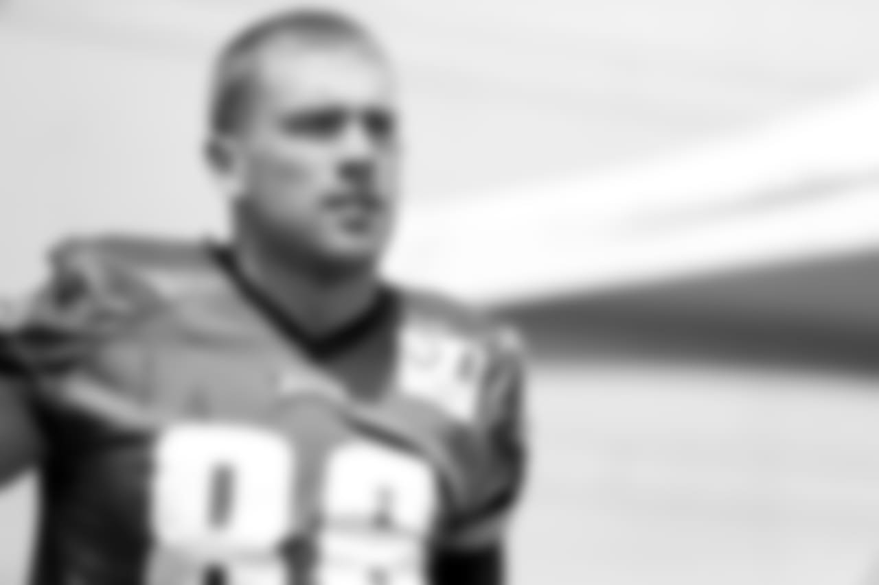 TE Zach Ertz