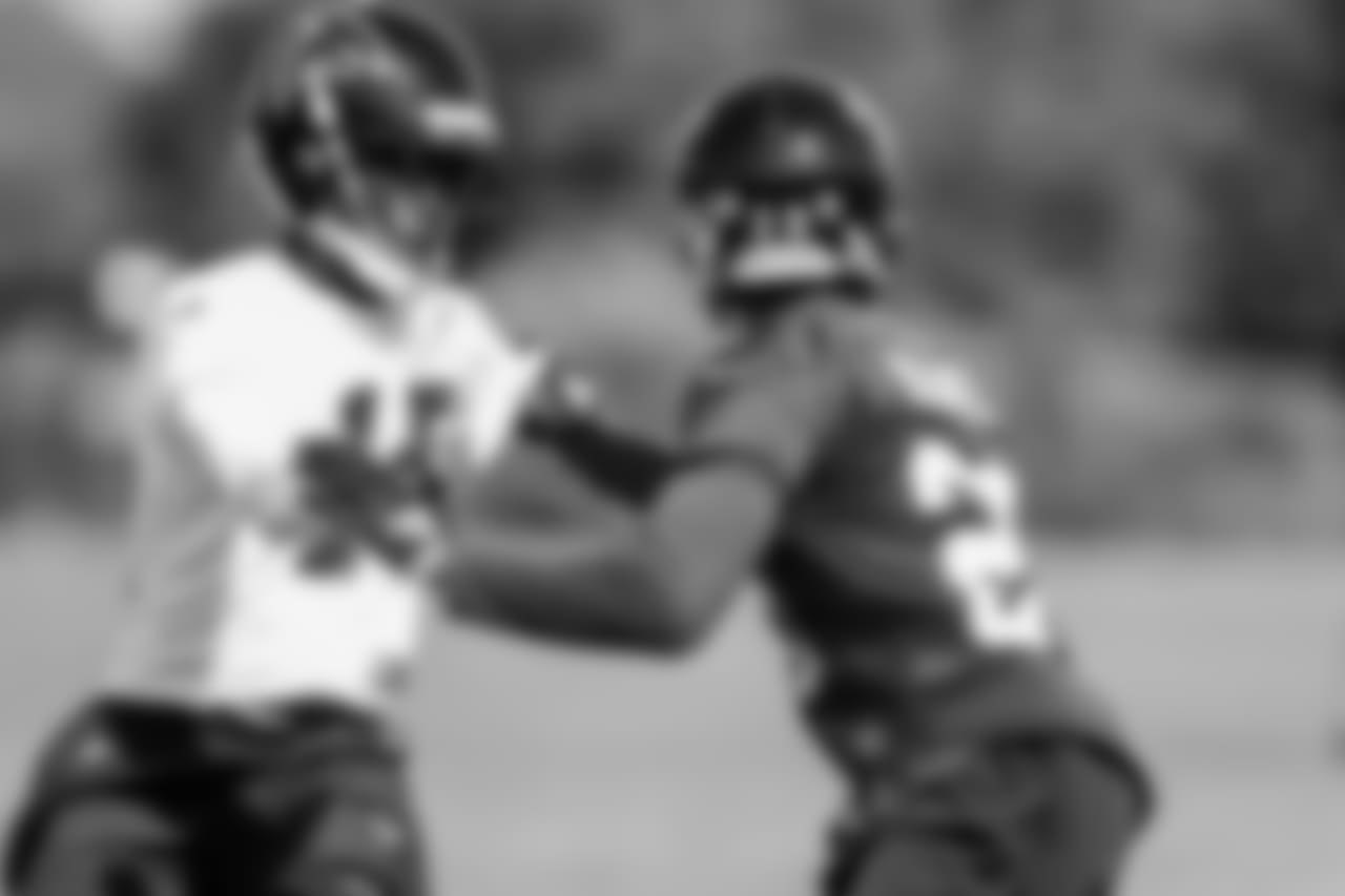 WR Calvin Ridley ,CB Justin Bethel