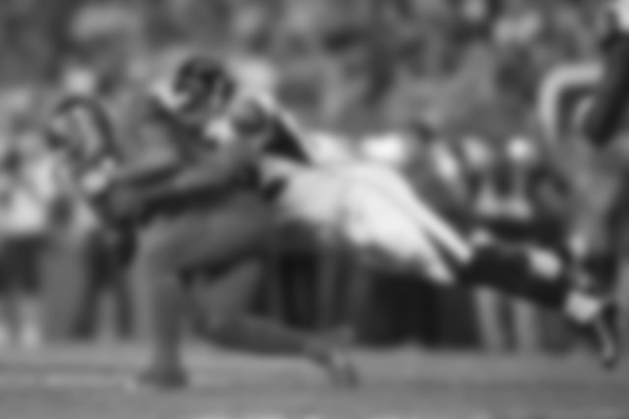 S Keanu Neal - 2016 Round 1 Pick 17 (17 Overall)