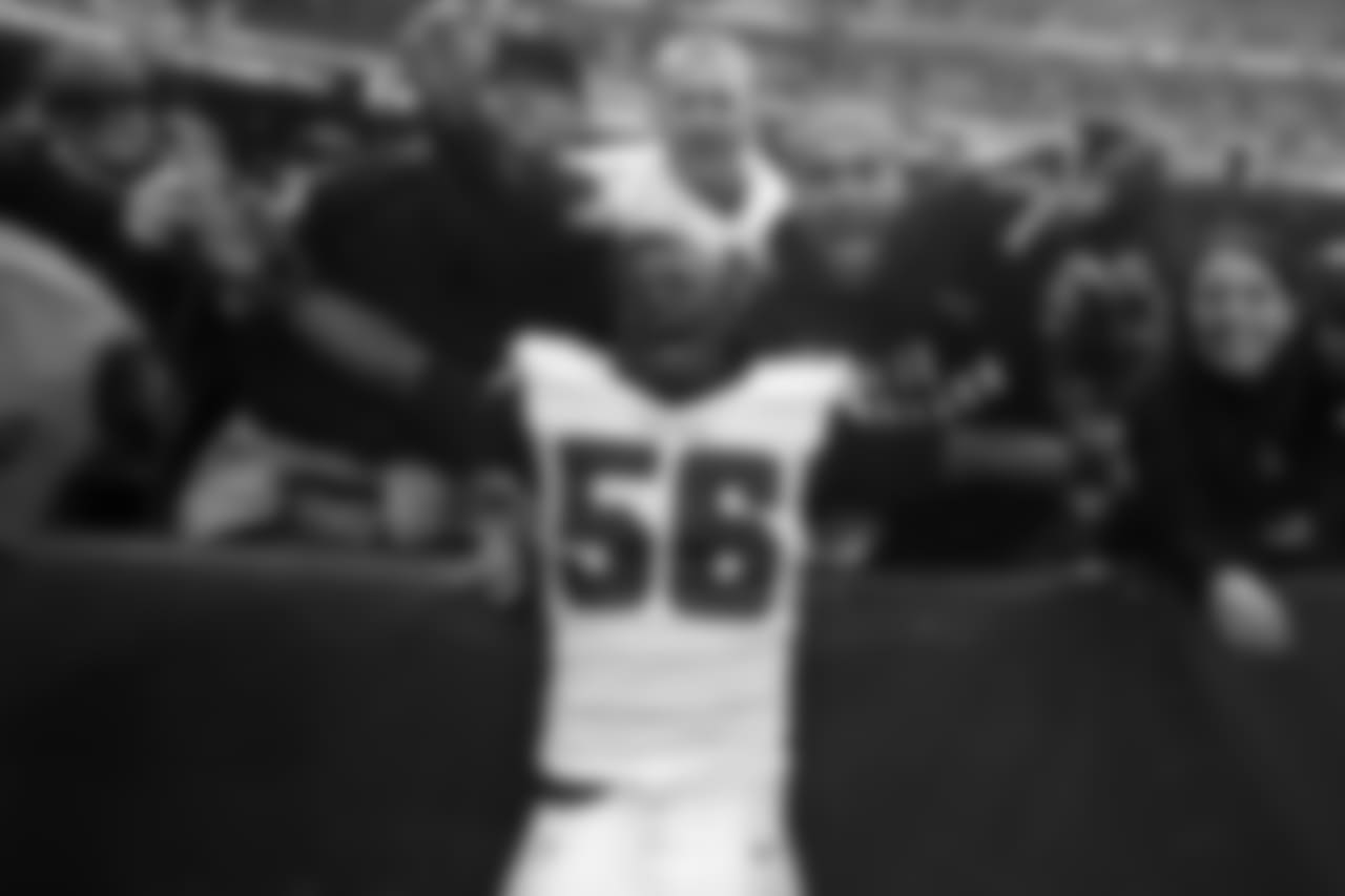 LB Sean Weatherspoon