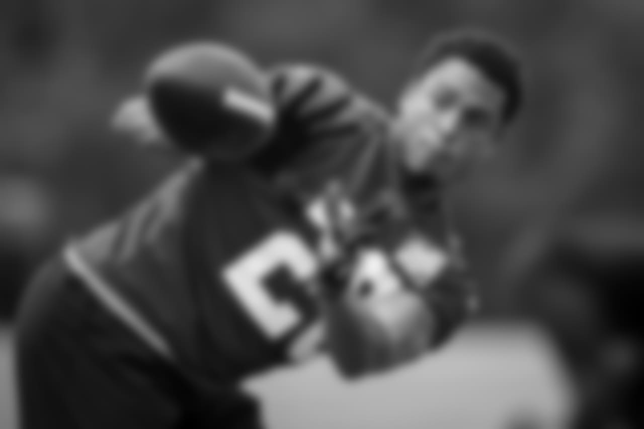 CB Isaiah Oliver