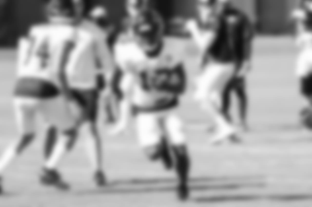 WR Dontez Byrd