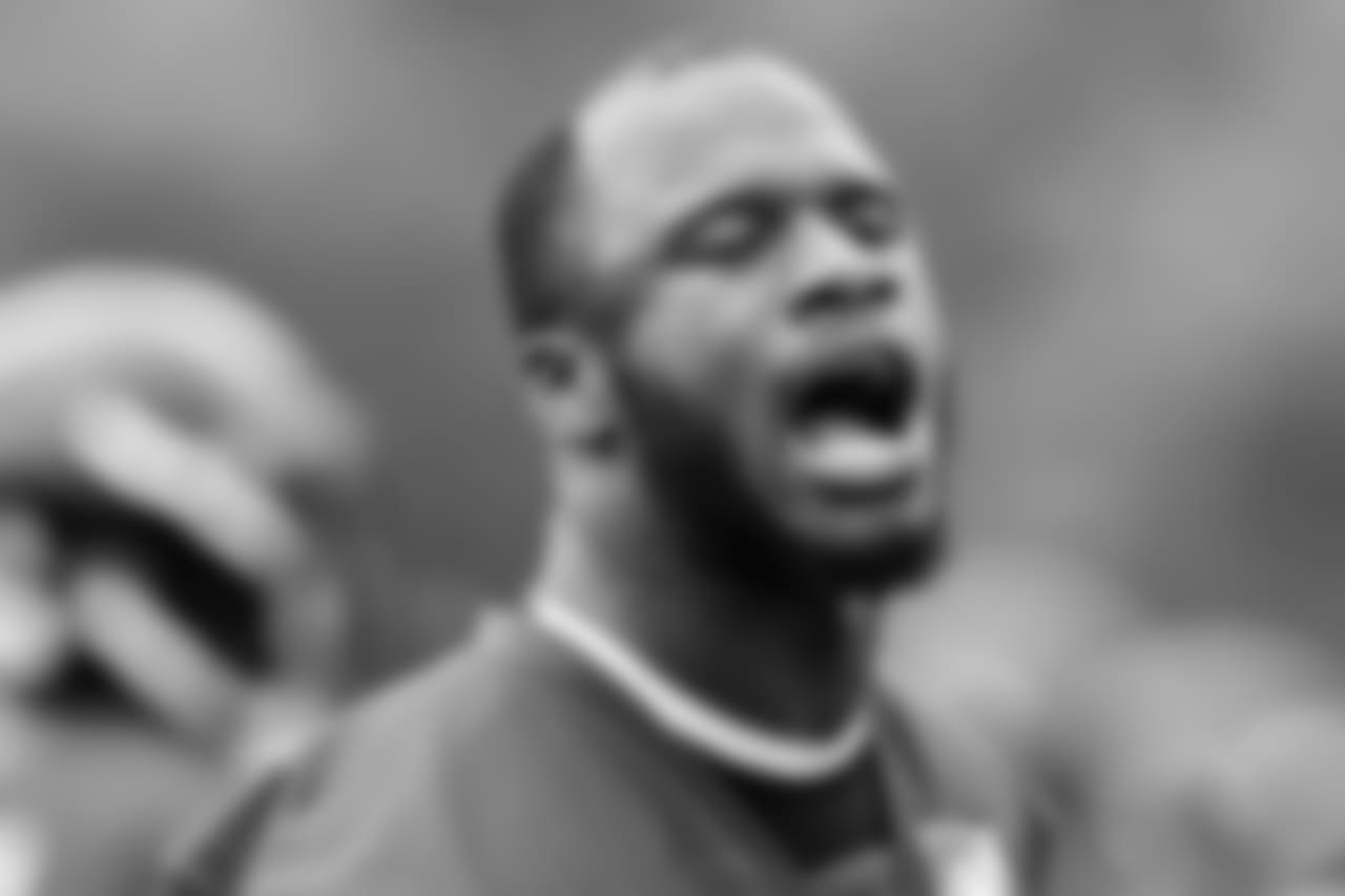 MLB Deion Jones