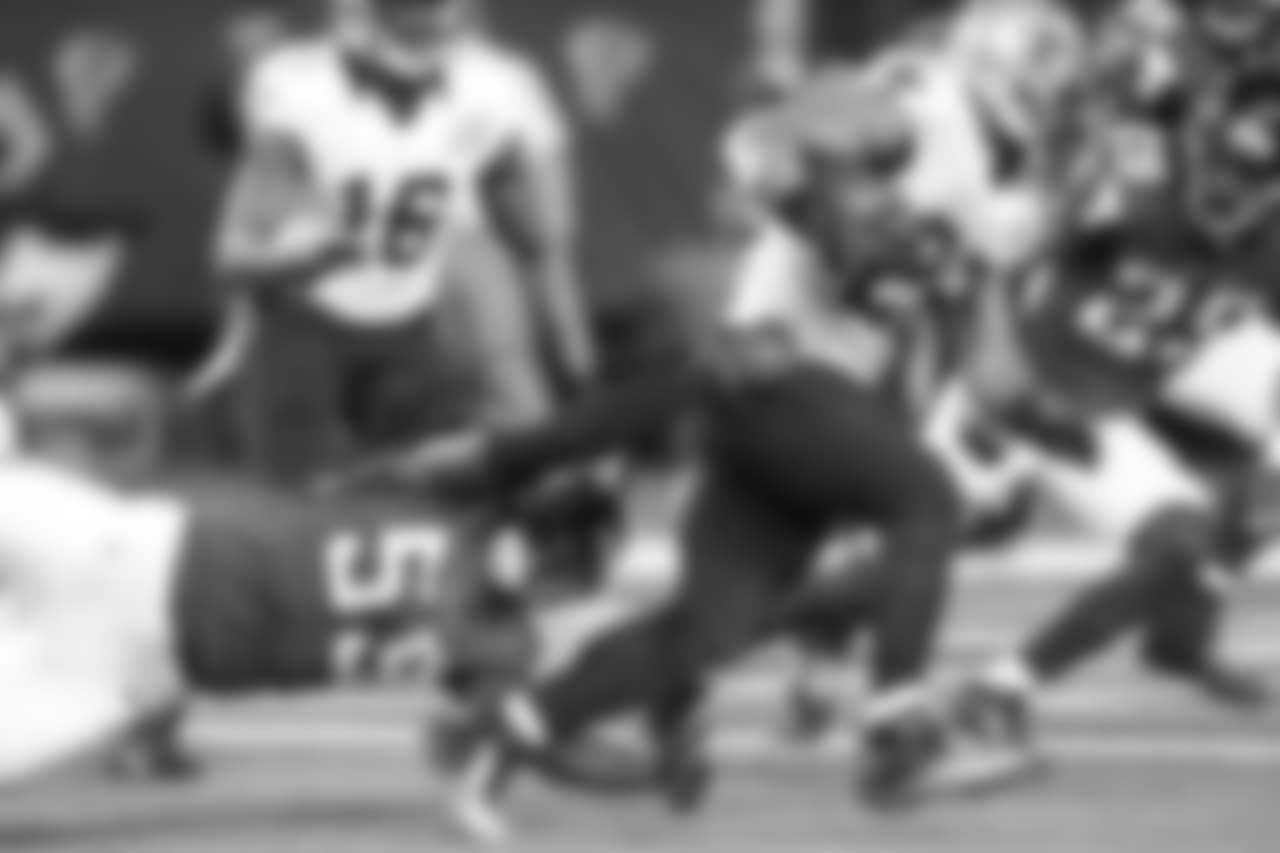 OLB De'Vondre Campbell - 2016 Round 4 Pick 17 (115 Overall)