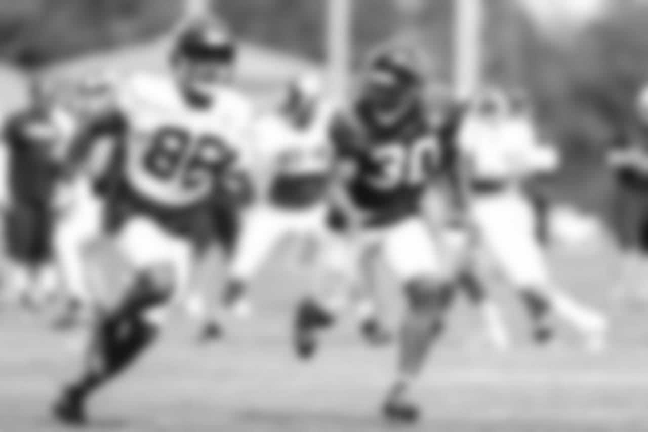 WR Lamar Jordan , S Chris Lammons