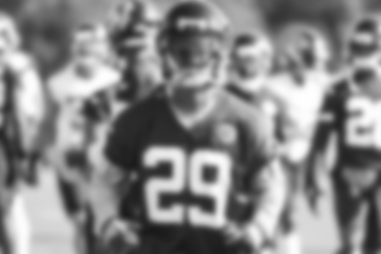 CB Leon McFadden