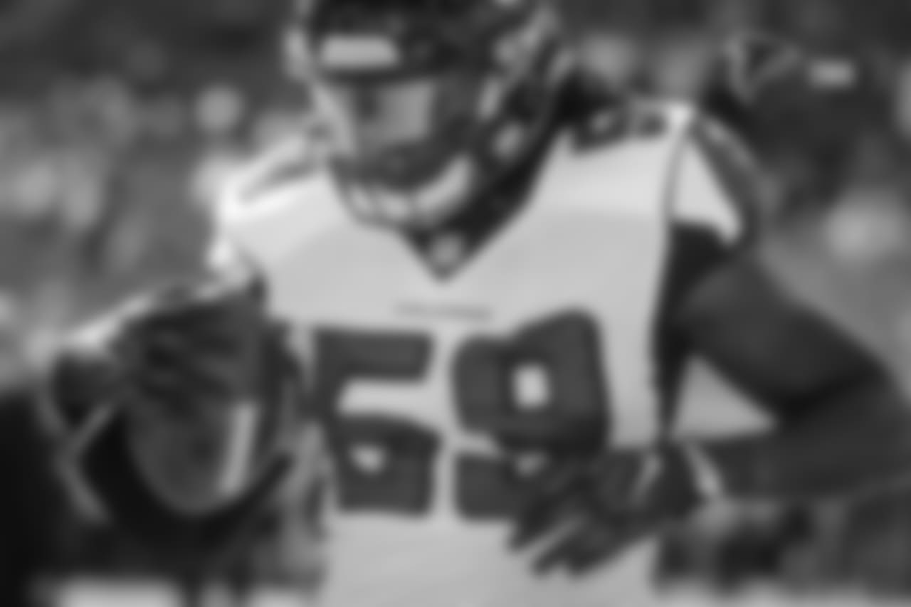 LB De'Vondre Campbell