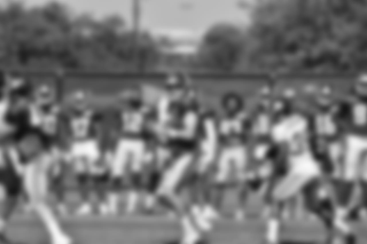 QB Davis Webb