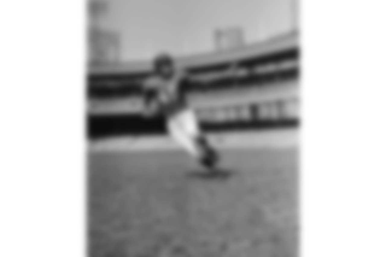 T4 - DB Emlen Tunnell - 8 appearances: 1950, 1951, 1952, 1953, 1954, 1955, 1956, 1957