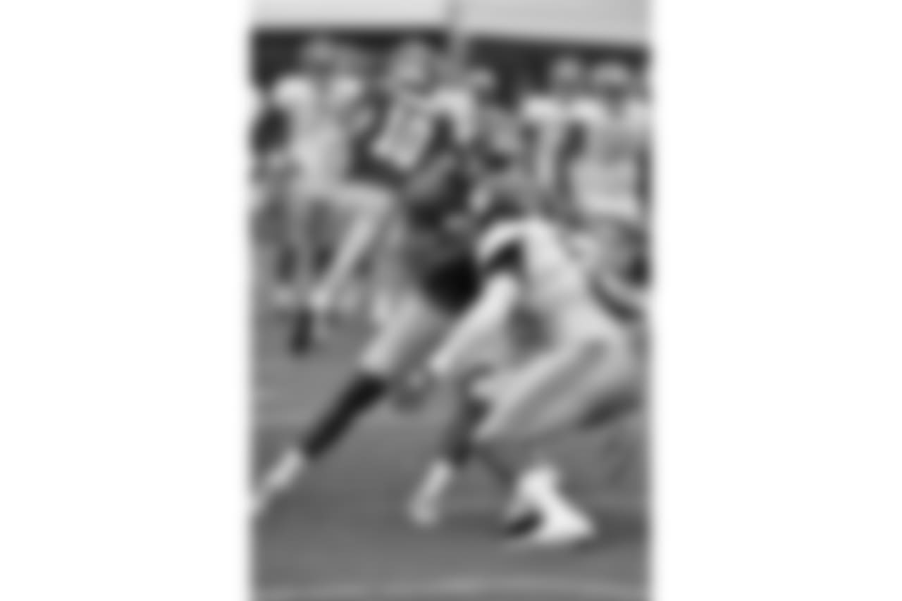 Giants hit the practice field on Monday