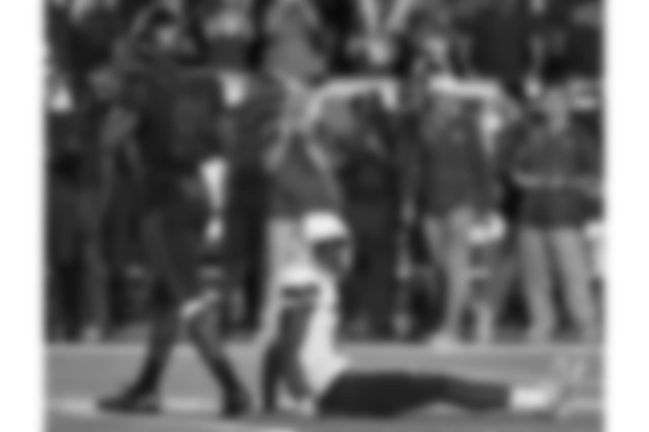 Tyus Bowser - LB, Houston