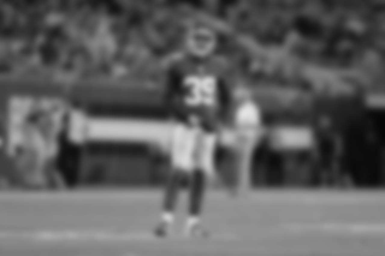 CB Michael Hunter