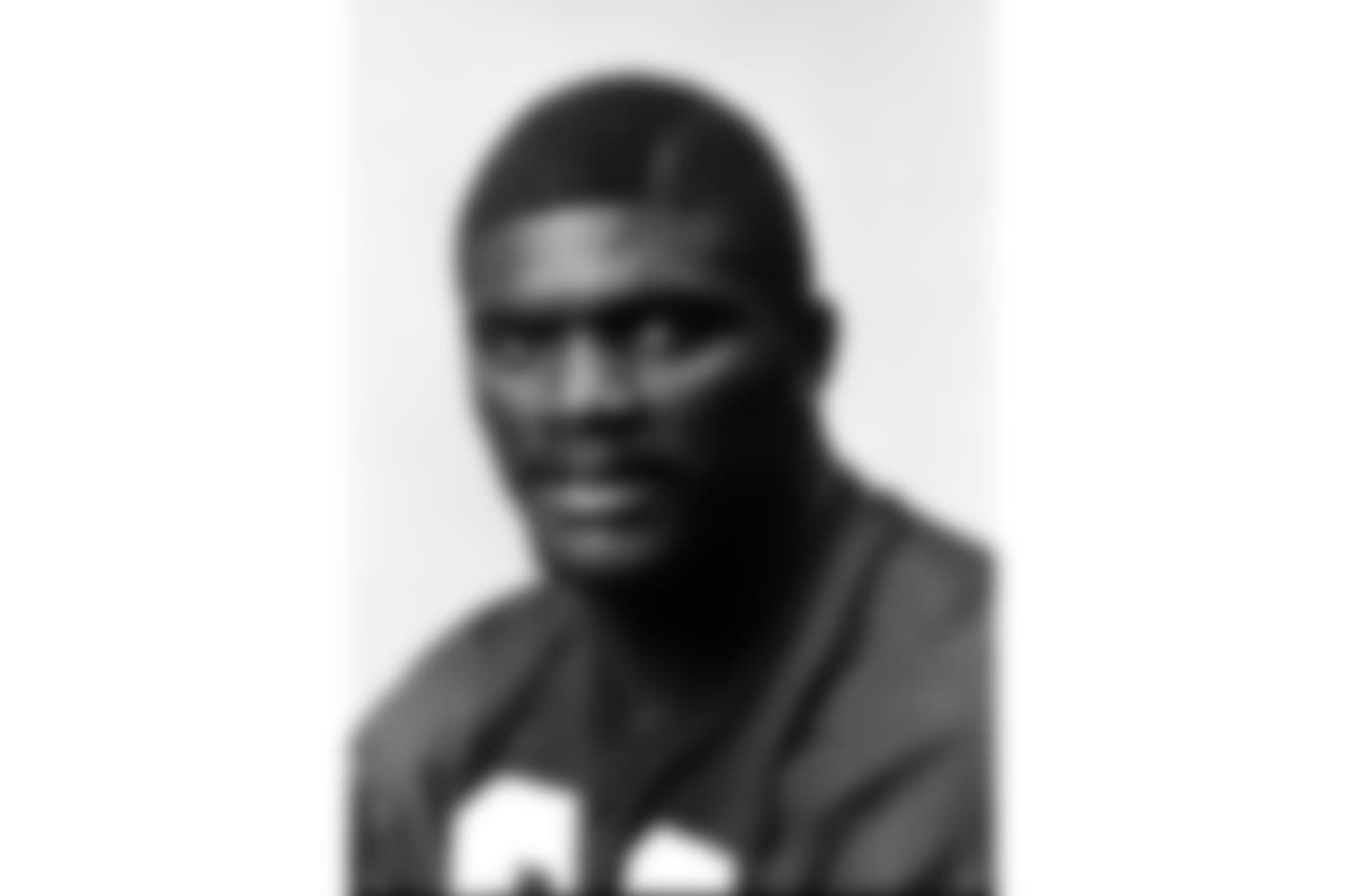 LB Lawrence Taylor (1981)