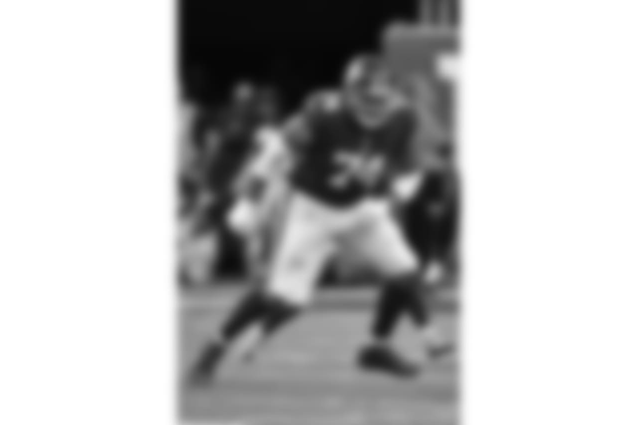 RT ERECK FLOWERS
The last time Ereck Flowers lined up as a starting right tackle in a football game was at Miami when he was a freshman in 2012. He has been manning that position with the Giants starting offense since he arrived for the offseason program, and the move has been a challenge.
“When you move over you kind of have to switch everything, your muscle memory, a lot of different things,” Flowers said. “It’s going pretty well though I have gotten a lot better at it since I first started. It’s different footwork, it’s different everything. There’s different ways of looking at silent counts, everything is a little bit different.”
The NFL is no longer a league where the right tackle has to play primarily against bigger linemen that only concern themselves with stopping the run. The three best pass rushers on the three NFC East teams the Giants compete with every year will all line up over right tackle: DeMarcus Lawrence, Brandon Graham and Ryan Kerrigan.
The bright side is that Flowers has gained a lot of experience the last three years against talented pass rushers as the Giants left tackle. Flowers needs as many snaps in possible in game situations to further acclimate himself to the right side, and build chemistry with right guard Patrick Omameh.