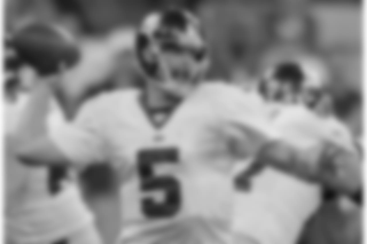 T.1: Kerry Collins vs. Colts, 2002- Rating: 158.3