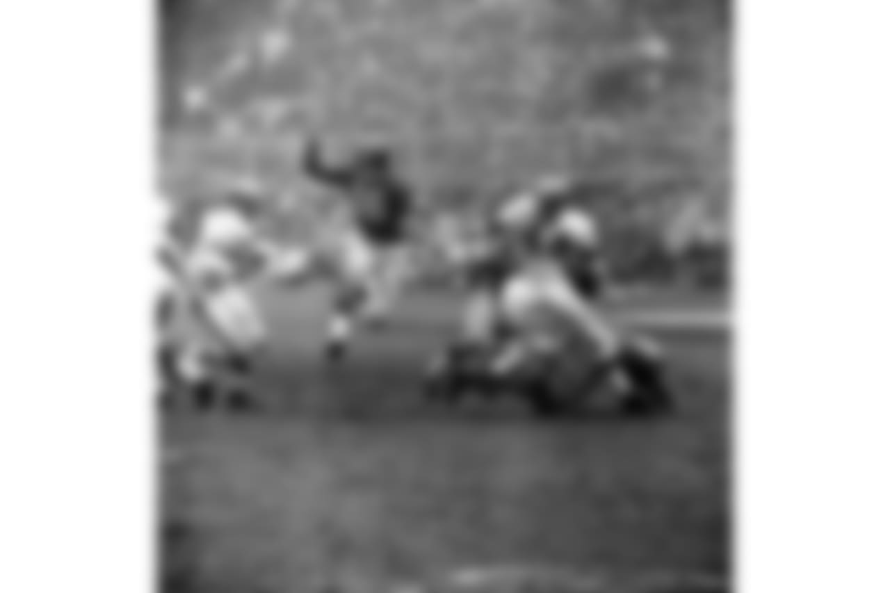 7) Frank Gifford - 34 TDS