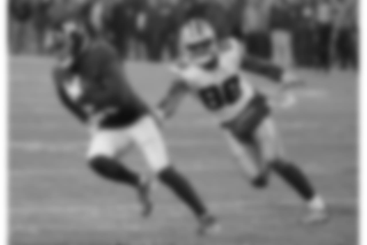 DB LEON HALLAfter being a healthy scratch for four weeks in a row, Hall has returned to the defense and recorded his first interception in a Giants uniform on Sunday night. Two plays later, Odell Beckham Jr. scored the go-ahead touchdown.