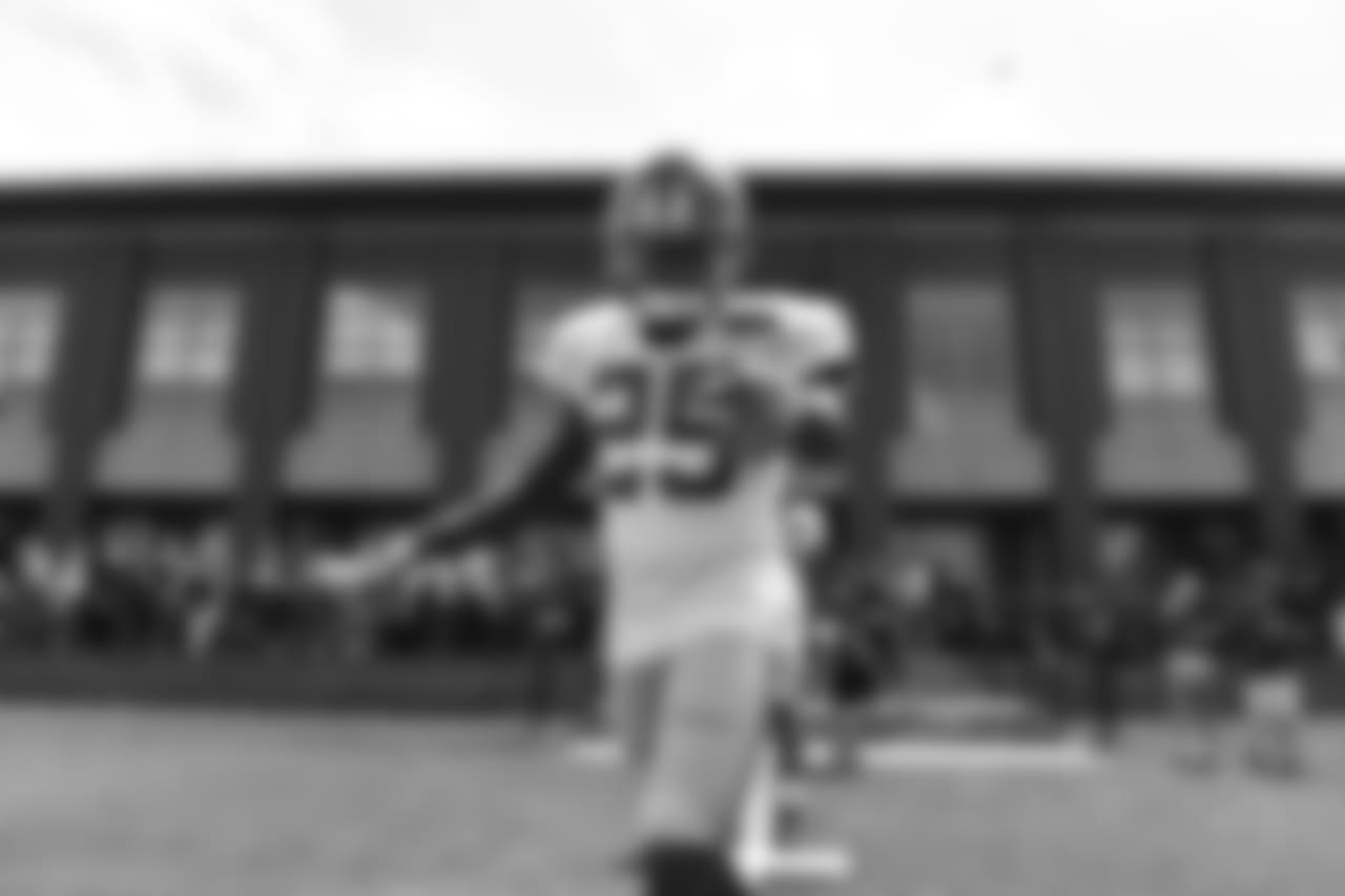 CB William Gay