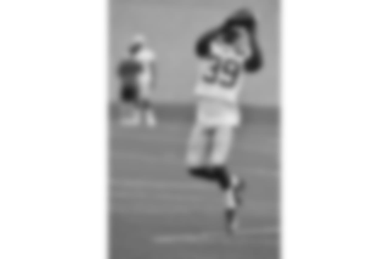 CB Chris Lewis-Harris