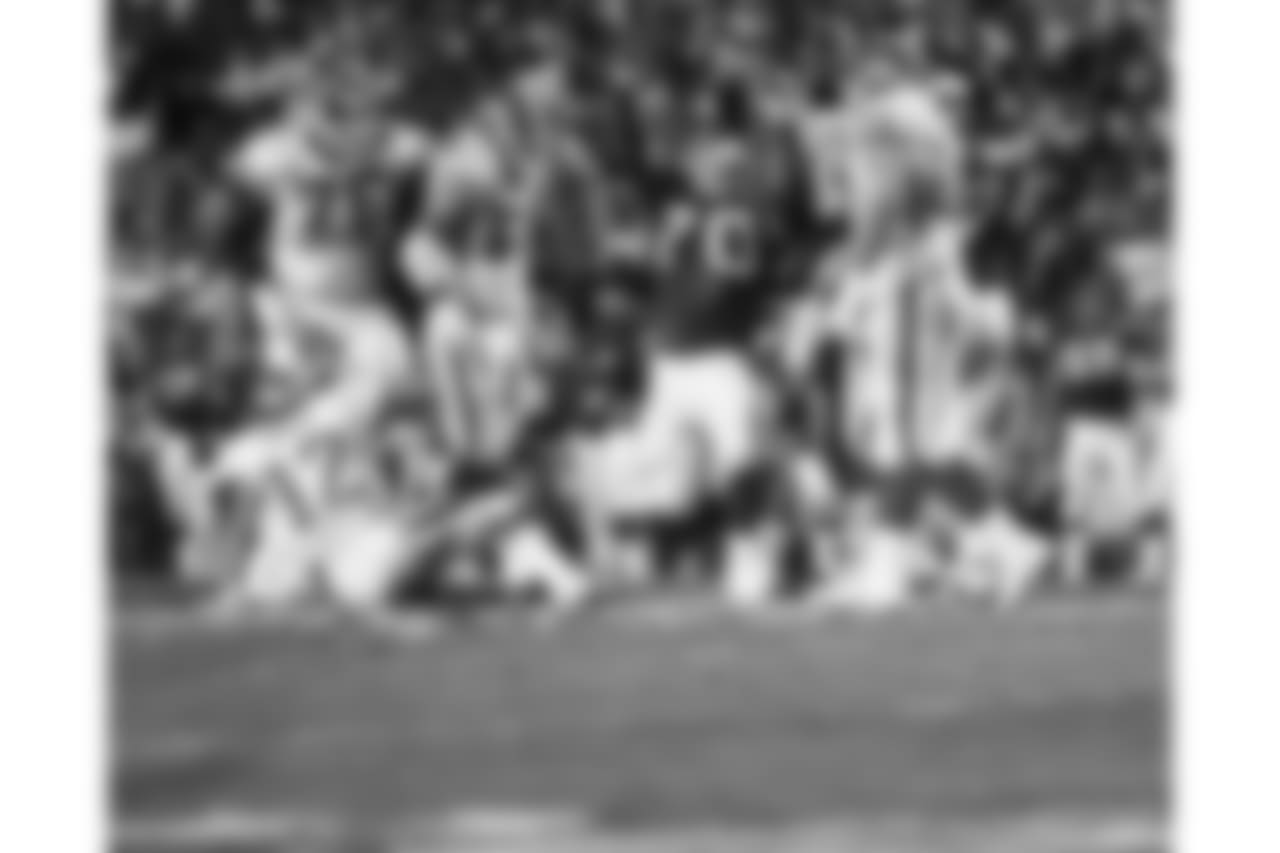 3) Leonard Marshall (1983-92) -- 79.5