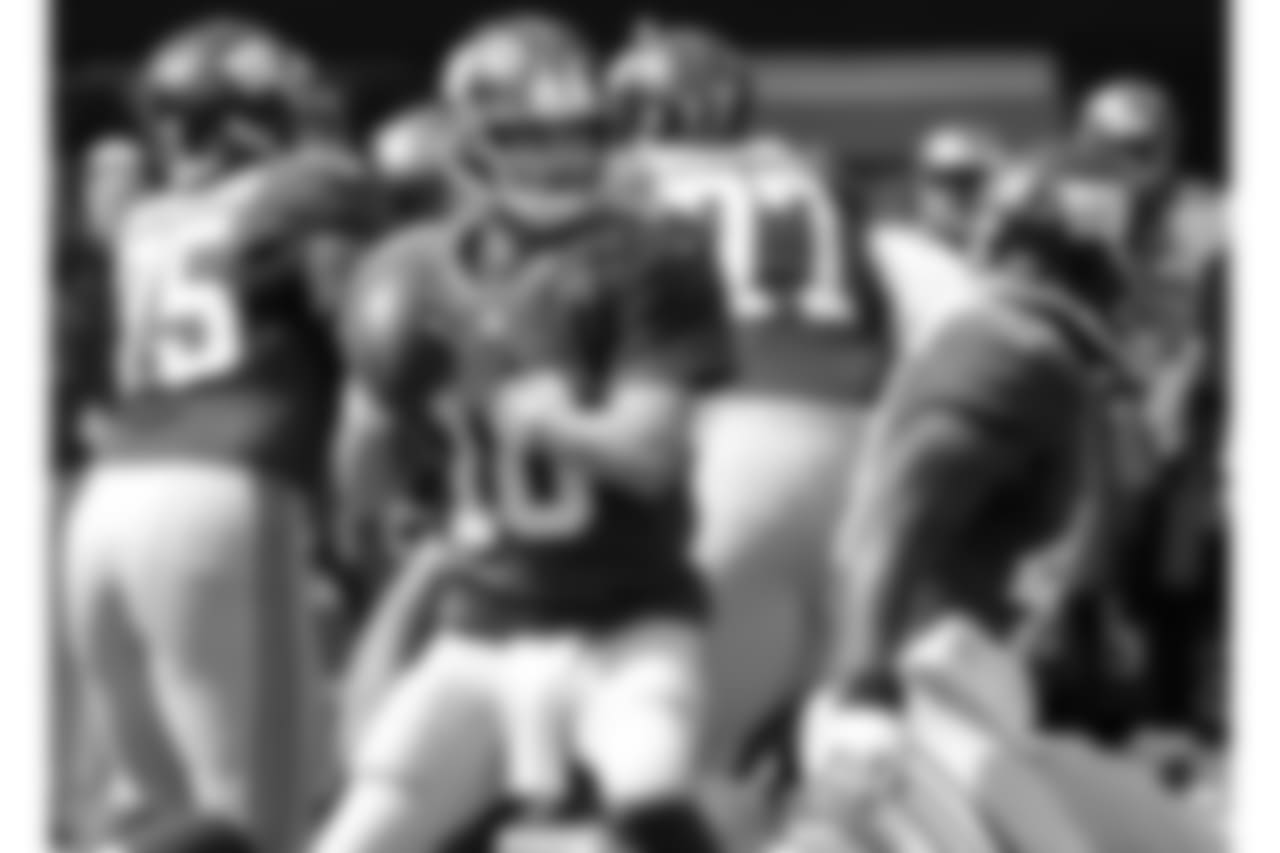 2012: In 2012, Manning passed Phil Simms and became the Giants’ career leader in completions (2,612) and touchdown passes (2011). Stats: 16 GS, 321 of 536 (59.9%), 3,948 YDS, 26 TD, 15 INT