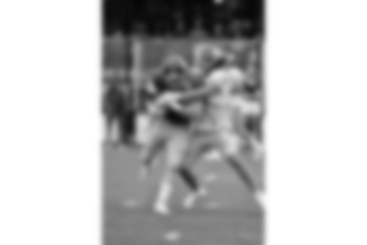 Giants hit the practice field on Monday