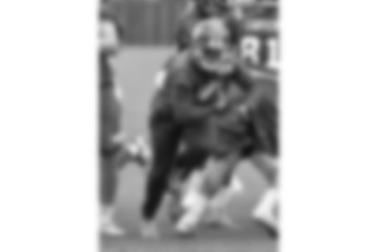 RB Jalen Simmons