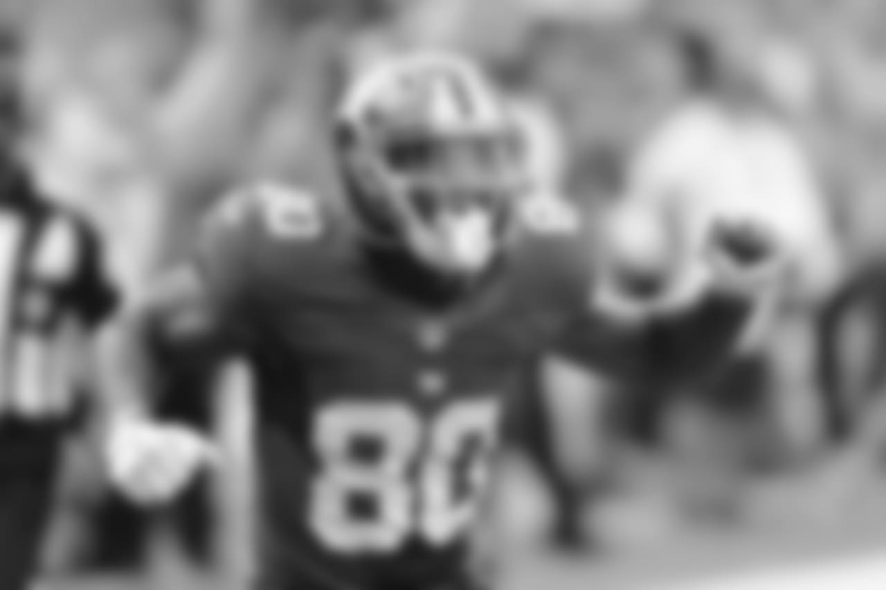 WR VICTOR CRUZPlaying at MetLife Stadium for the first time since Oct. 5, 2014, Cruz hauled in four passes for 91 yards, including a 34-yard reception to set up the game-winning field goal.