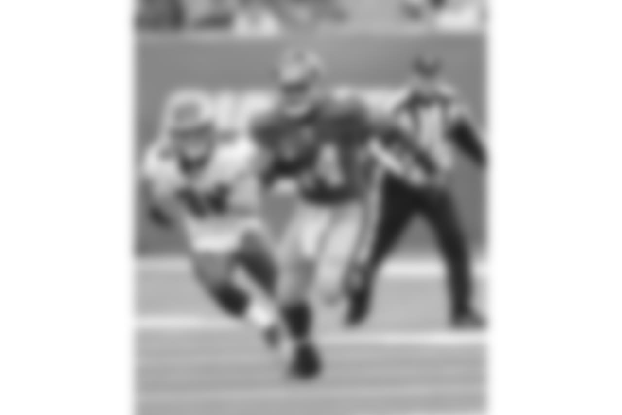 7) Ahmad Bradshaw (2010) -- 1,235 yards