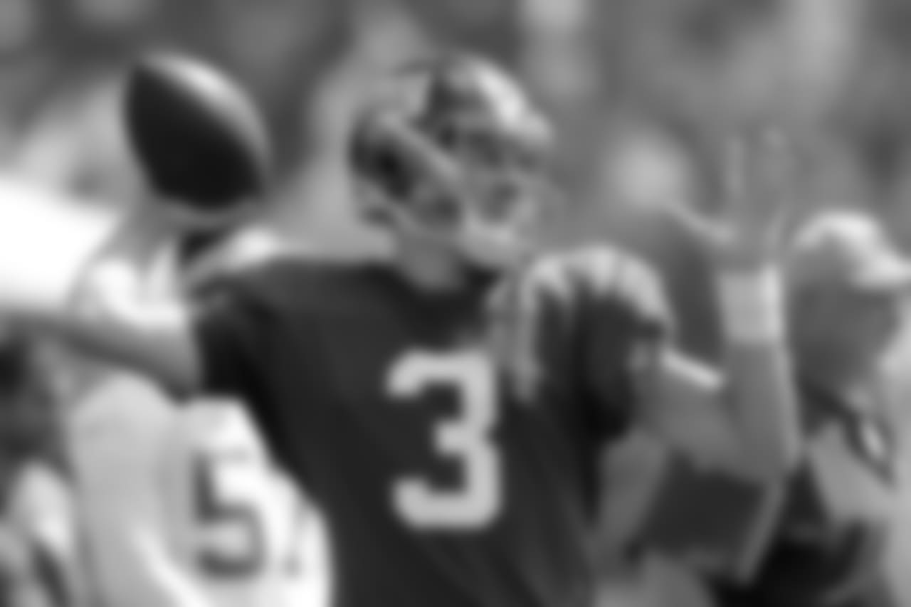 QB Alex Tanney