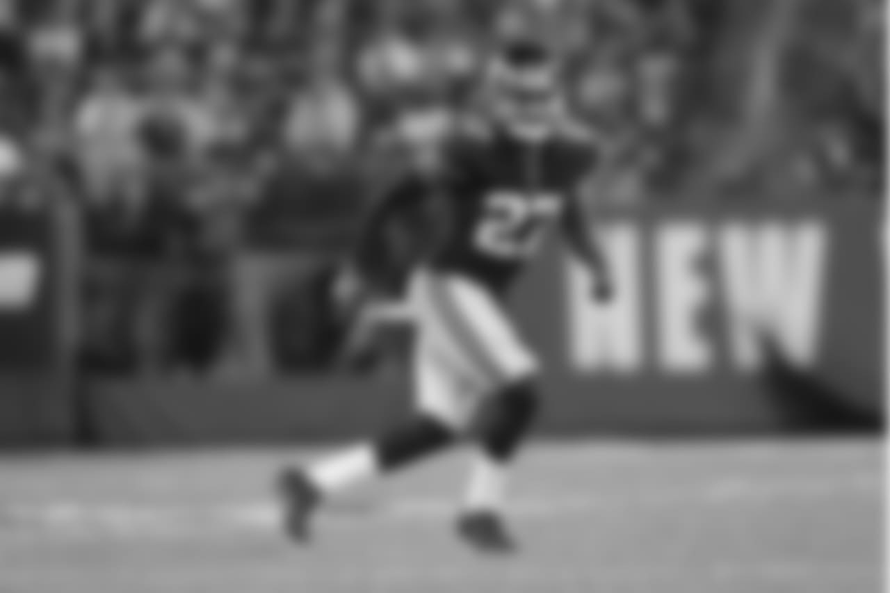 S Darian Thompson