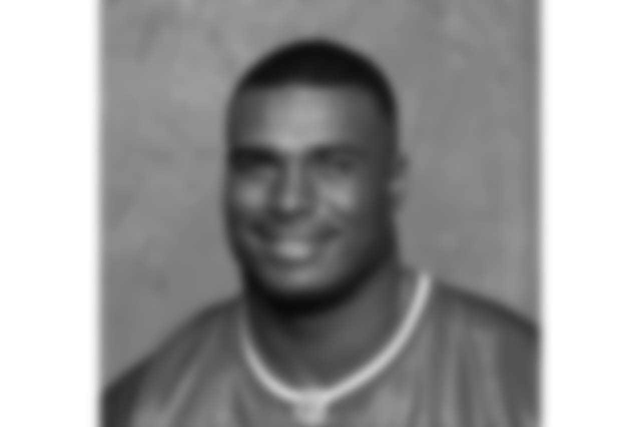 LB Jessie Armstead (1998)
