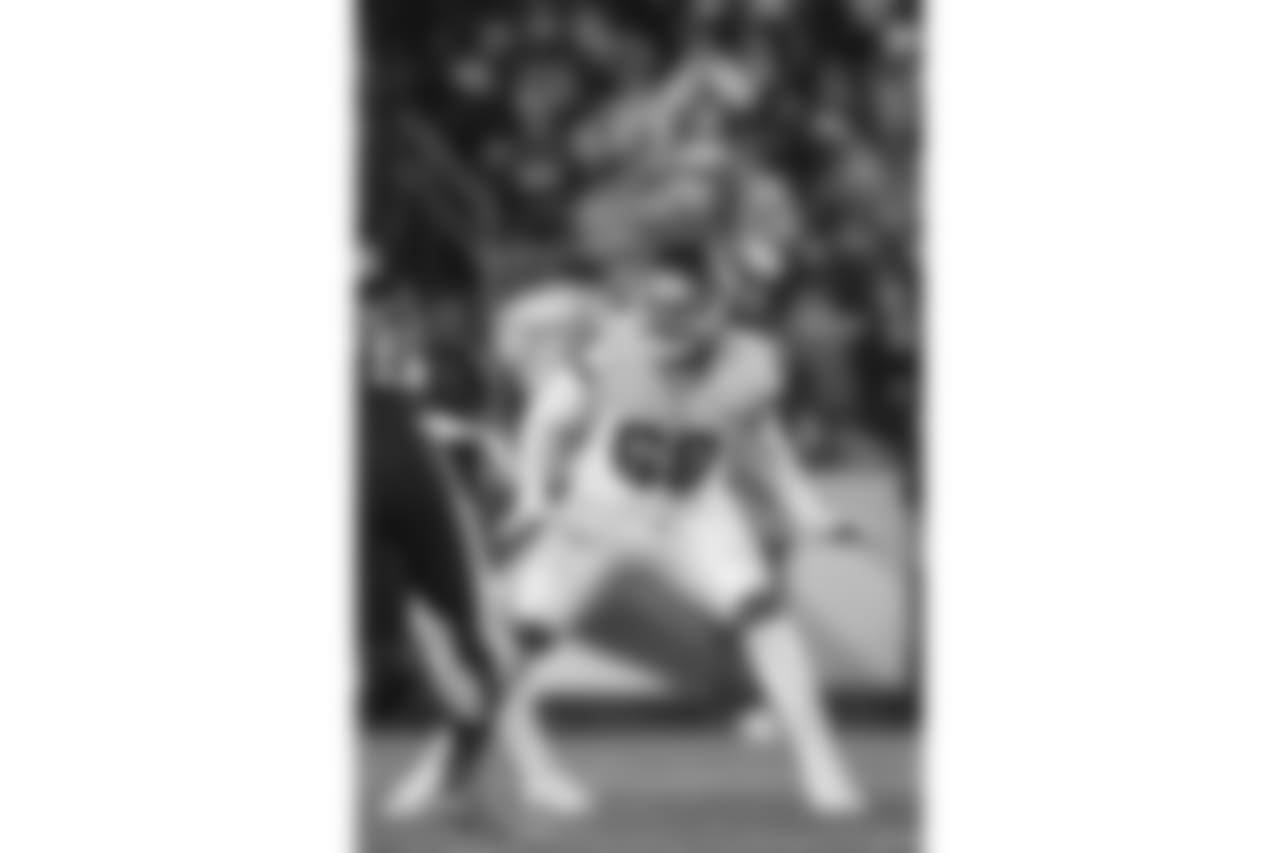 OT Bobby Hart