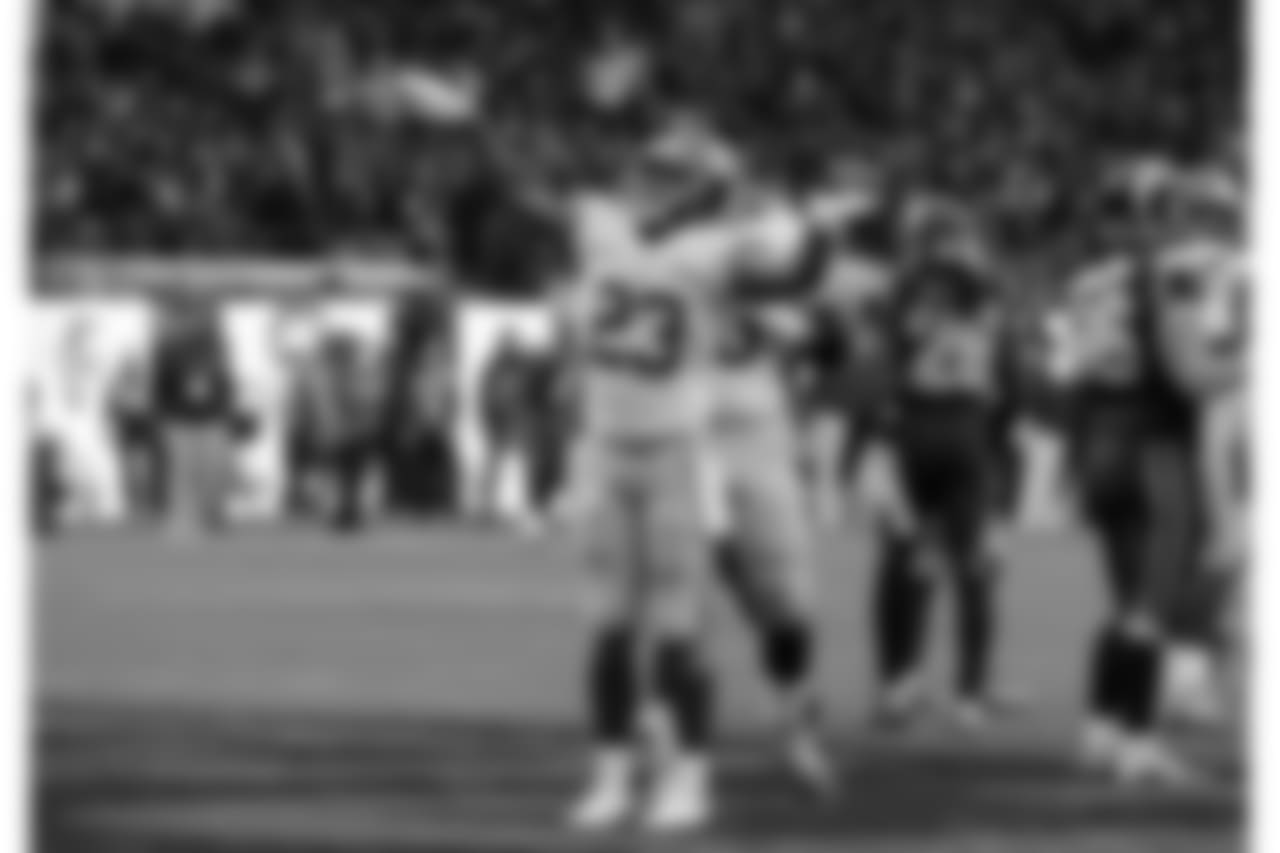 RB RASHAD JENNINGSAfter dealing with a thumb injury for the last few weeks, Jennings scored the lone offensive touchdown on Sunday on a one-yard run. The score proved to be the game-winner after it gave the Giants the lead with 9:23 to play.