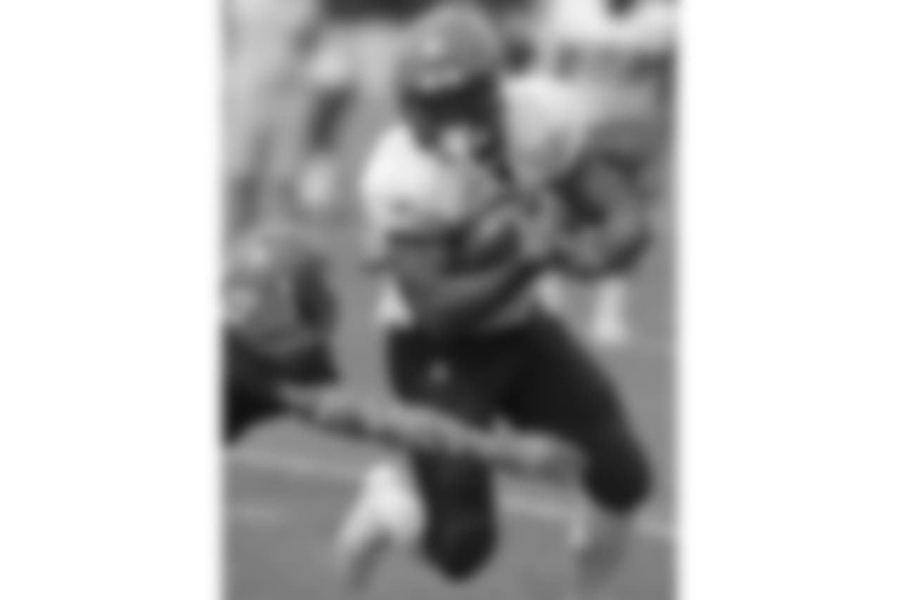 RB Carlos Hyde