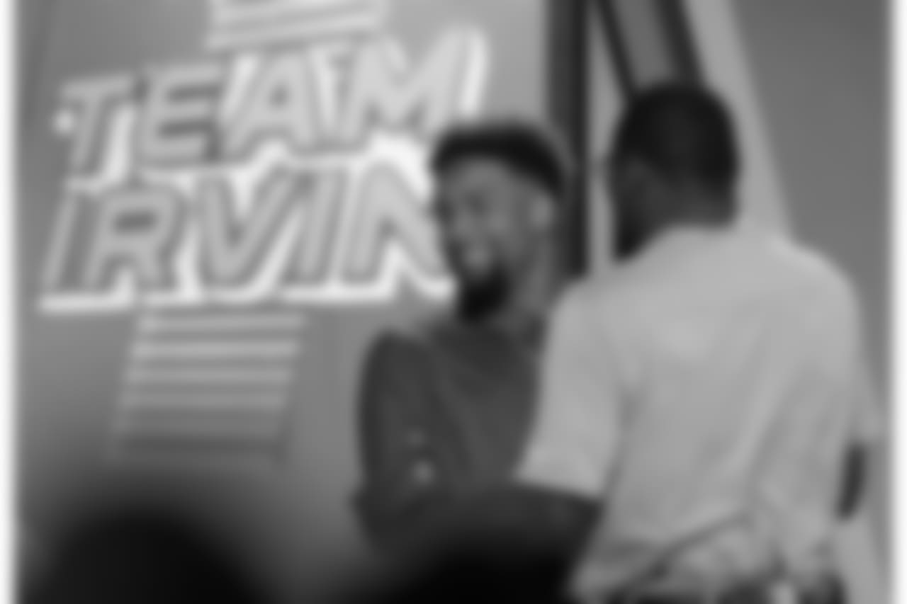 New York Giants wide receiver Odell Beckham (13) hugs Michael Irvin after being selected by Team Irvin during the Pro Bowl draft at the Arizona Biltmore on Wednesday, January 21, 2015 in Phoenix, Arizona.