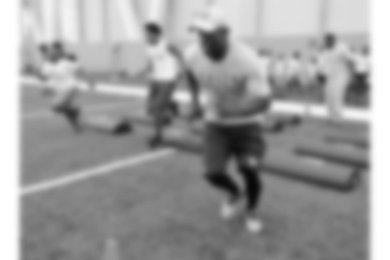 Jacksonville Jaguars linebacker Telvin Smith holds a football camp Tuesday July 24, 2018 at the Dream Finders Home's Flex Field at Daily's Place in Jacksonville, Fl. (Rick Wilson/Jacksonville Jaguars)