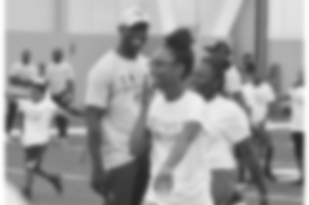 Jacksonville Jaguars linebacker Telvin Smith holds a football camp Tuesday July 24, 2018 at the Dream Finders Home's Flex Field at Daily's Place in Jacksonville, Fl. (Rick Wilson/Jacksonville Jaguars)