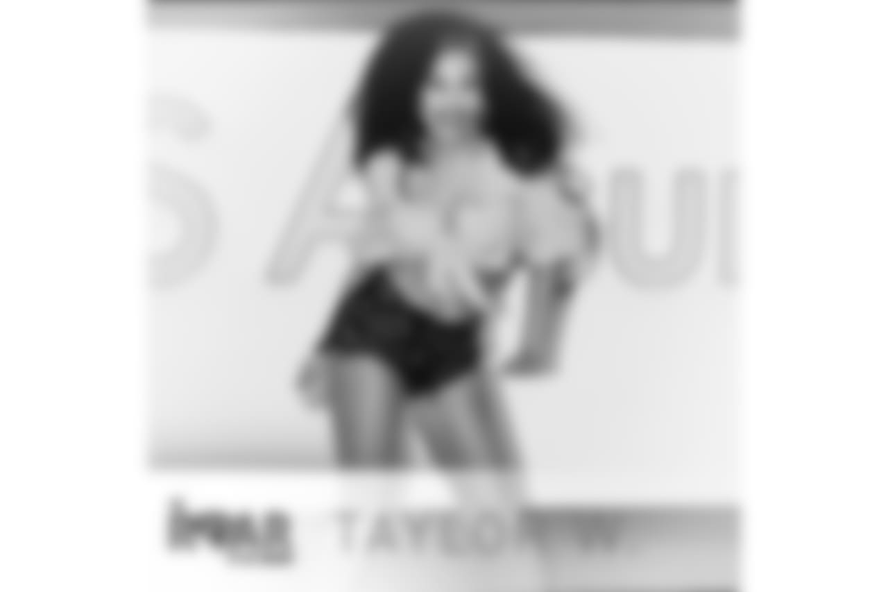 18-TAYLORWINBUSH