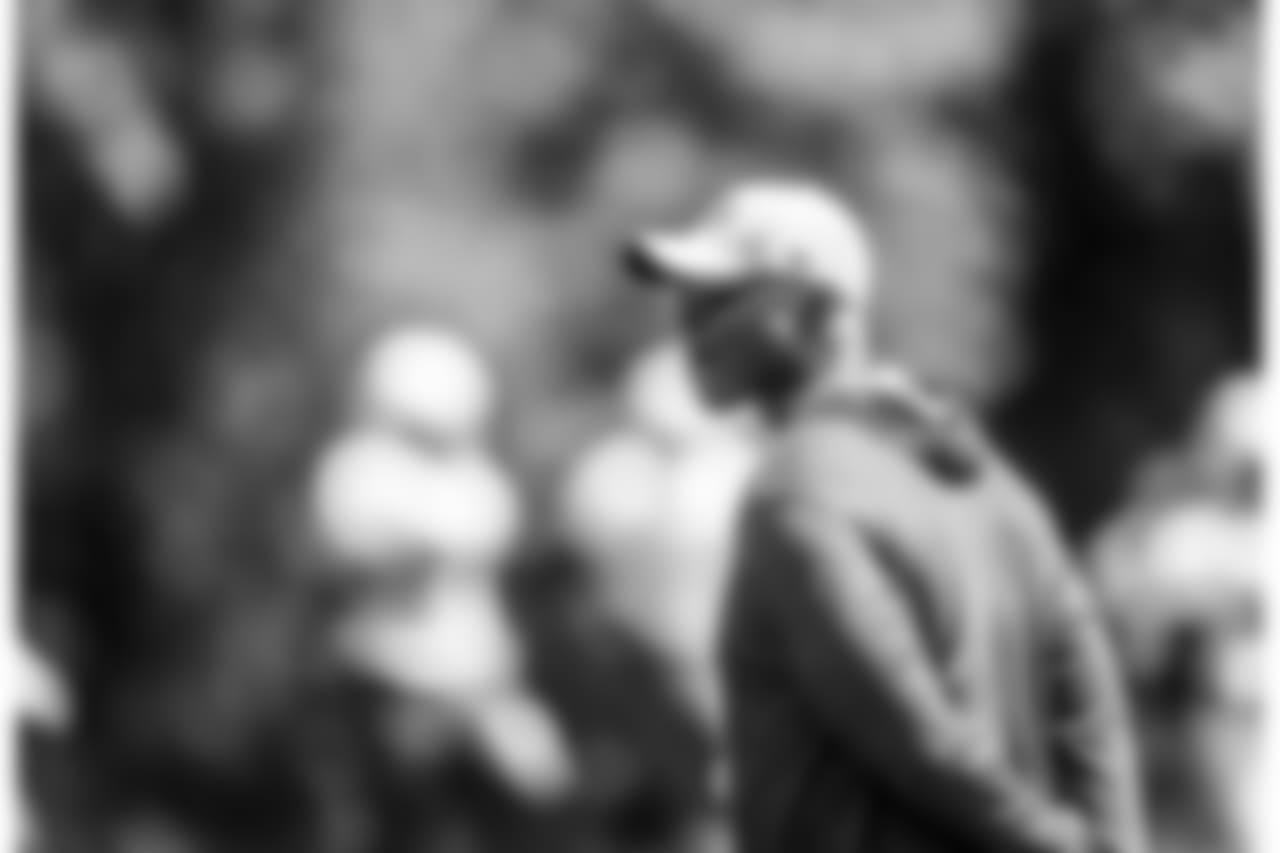 E_1D2_4222