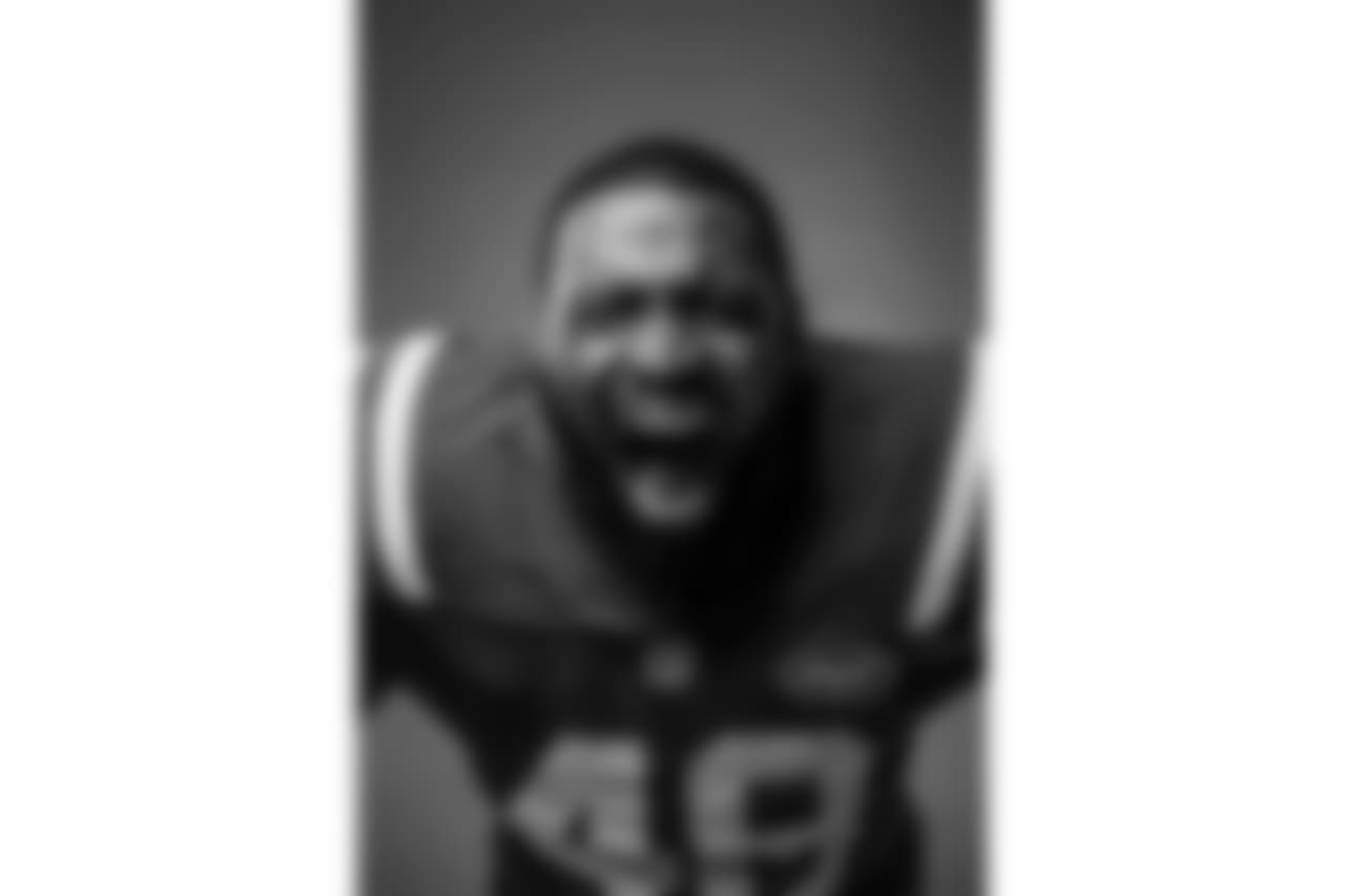 LB Jordan Jenkins
