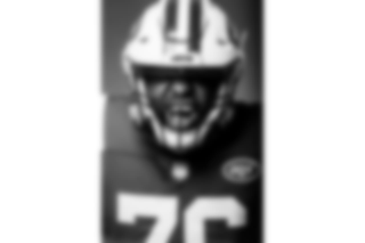 OL Darius James