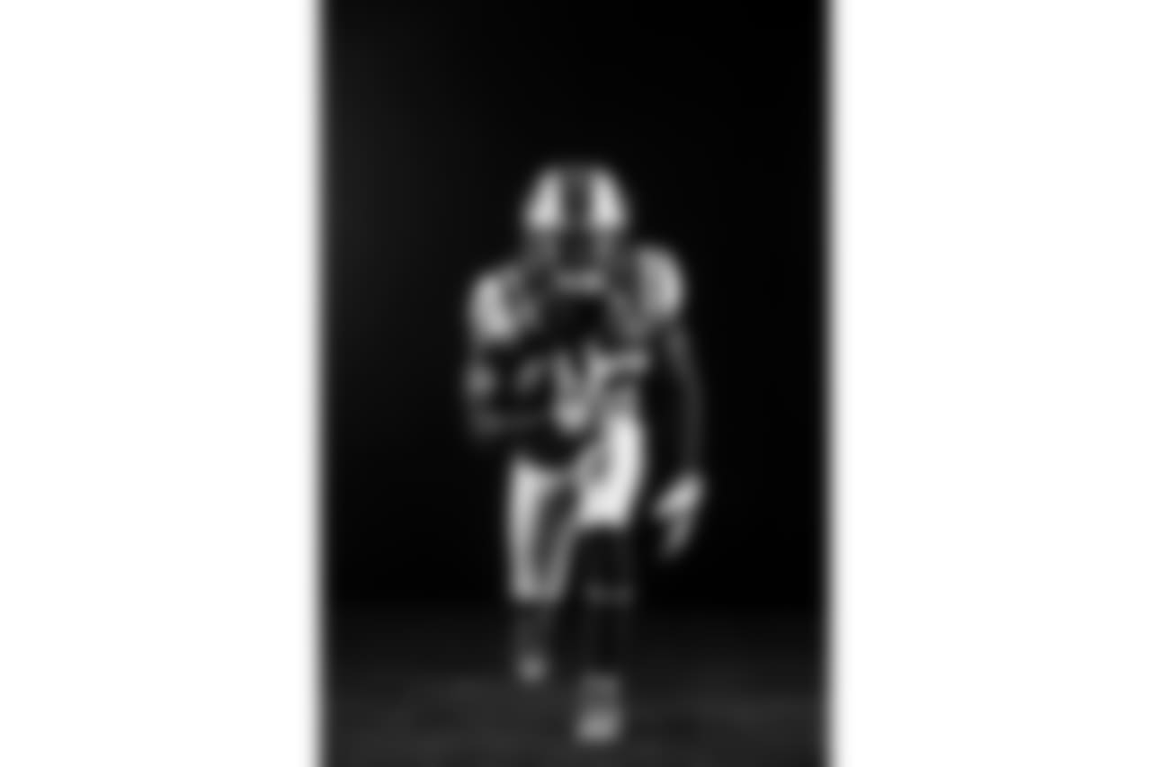 82 Lucky Whitehead