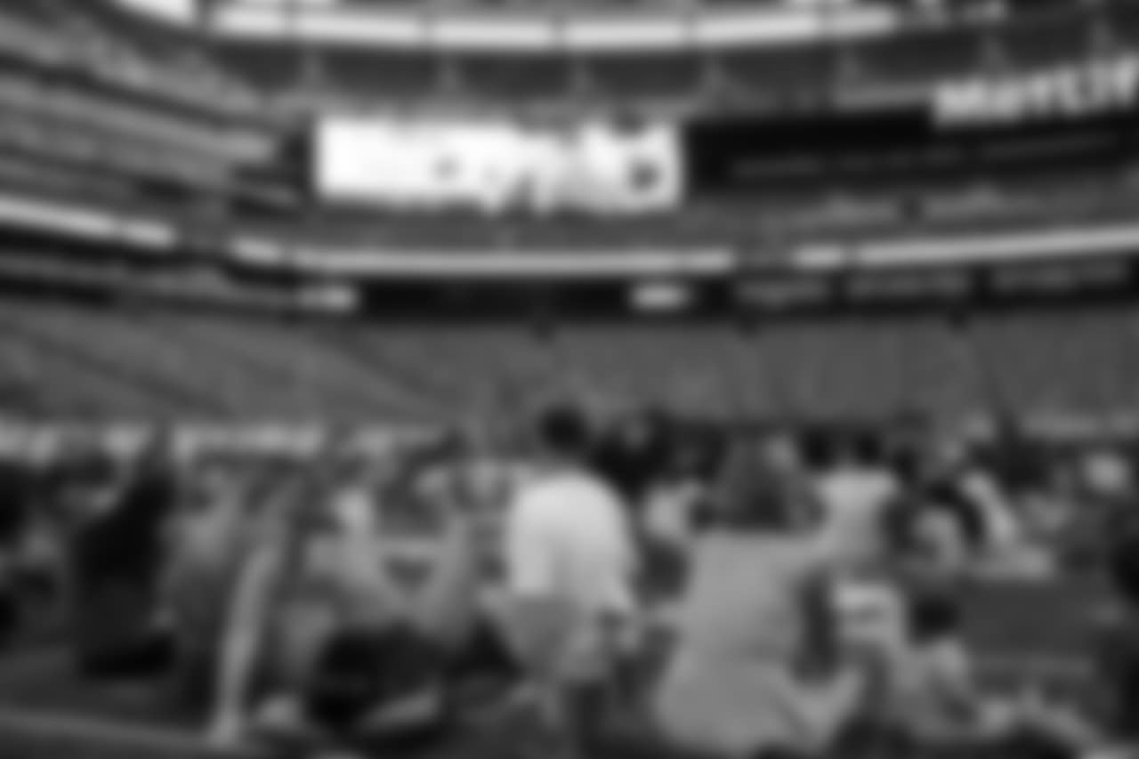E_1D2_1241